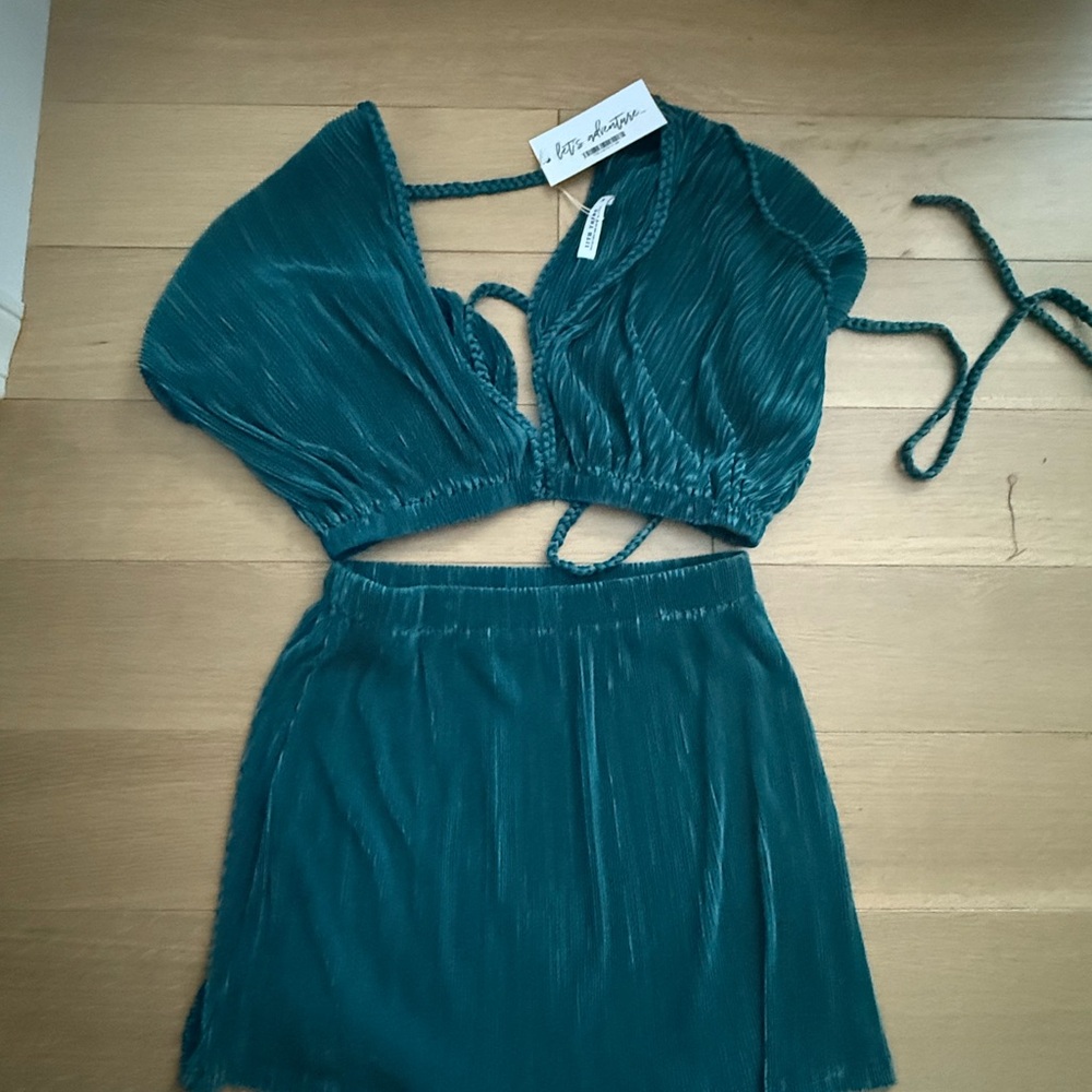 12th Tribe Teal Pleated Skirt